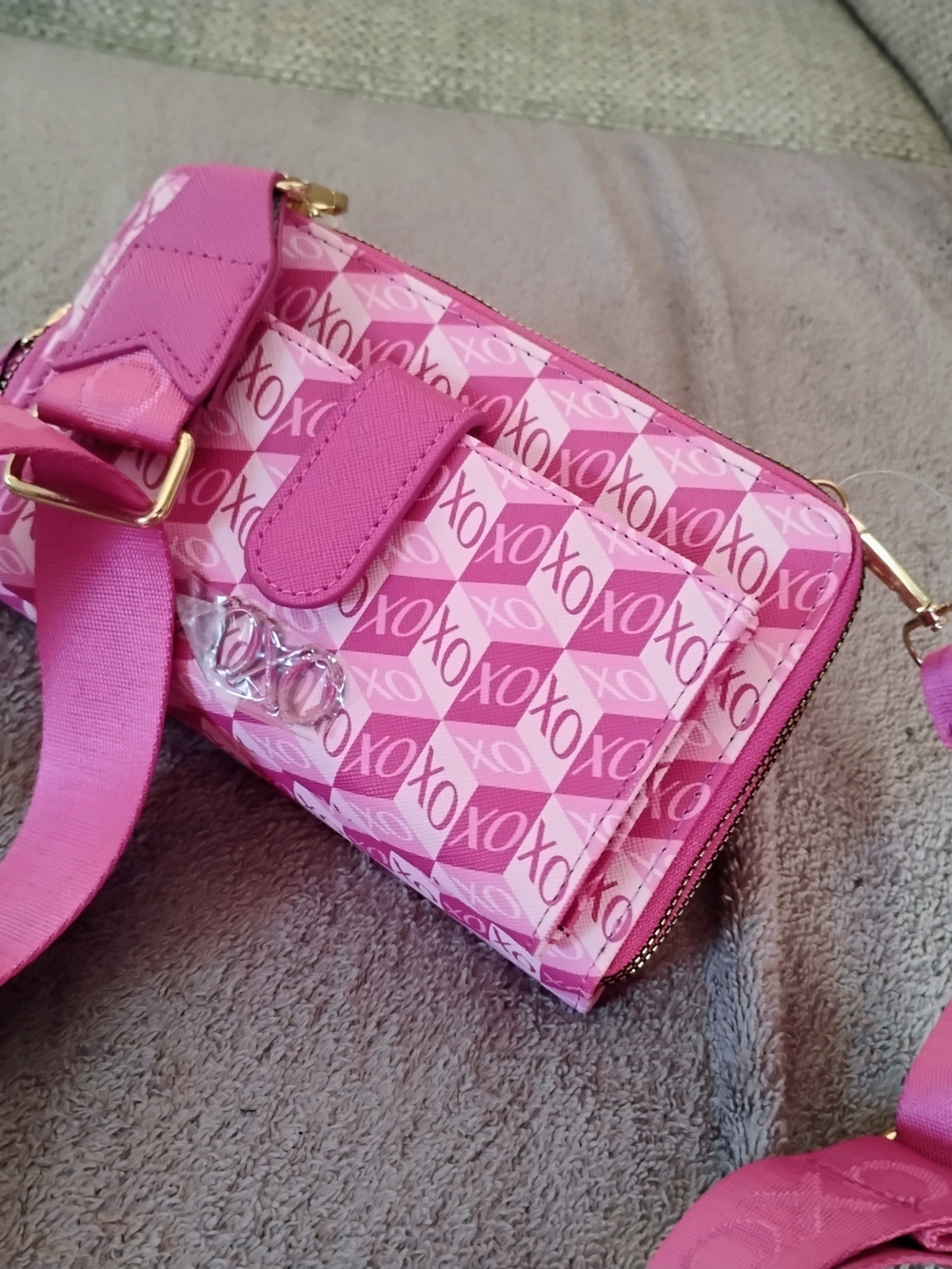 Pink XOXO Pattern Crossbody Bag - Women's Shoulder Bag